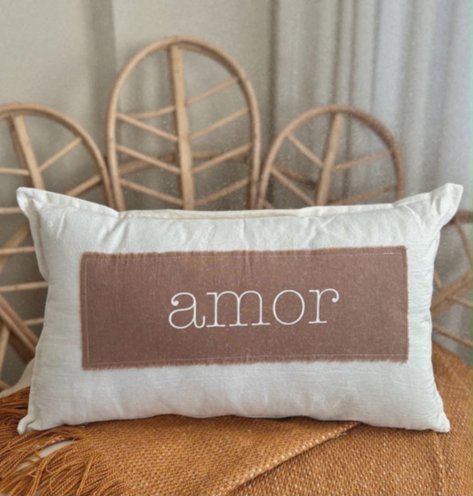 almohadon frase canela