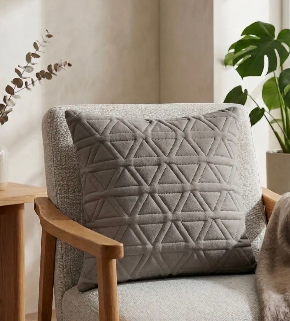 Almohadon Triangulo - Imagen 2