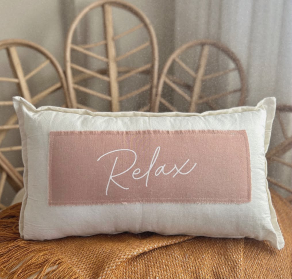 almohadon con flase rosa - Imagen 4