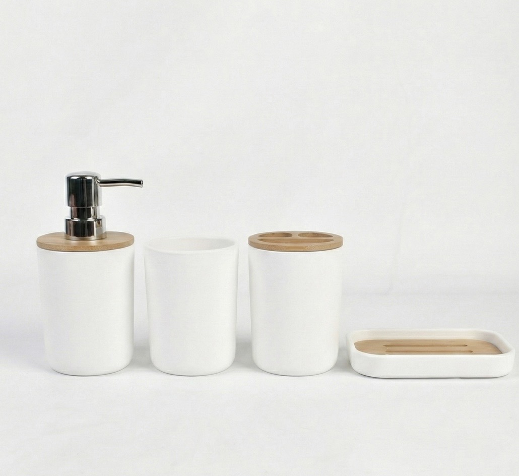 Set de baño 4 piezas liso 